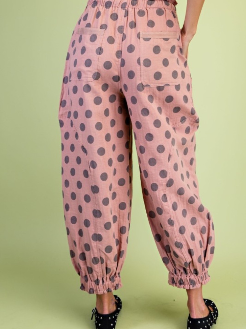 Gigio Dusty Rose Polka-Dot Gathered Ankle Pants - Picture 6 of 7
